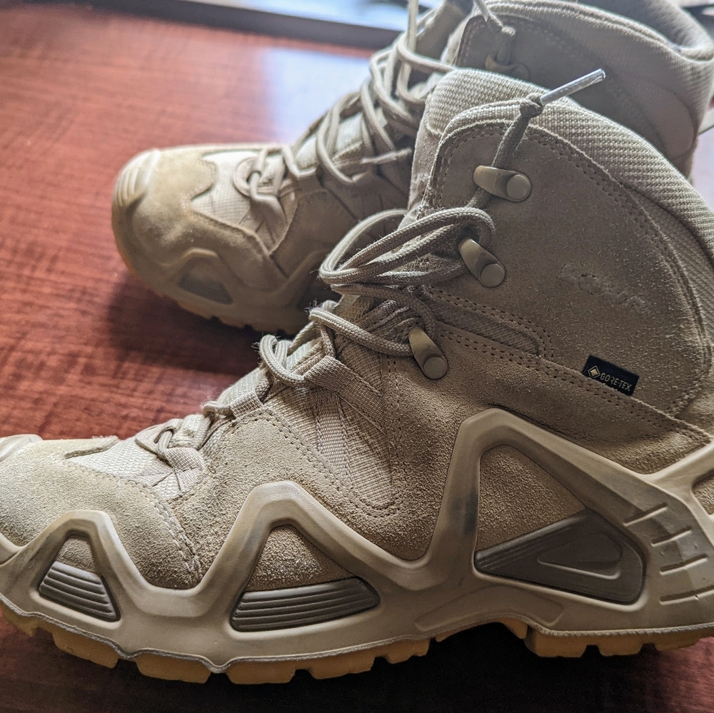 Lowas Zephyr GTX Mid Boots